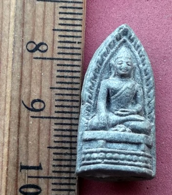 เคาะเดียวแดง เริ่ม 10 บาท กับ พระเนื้อผง ..AW622