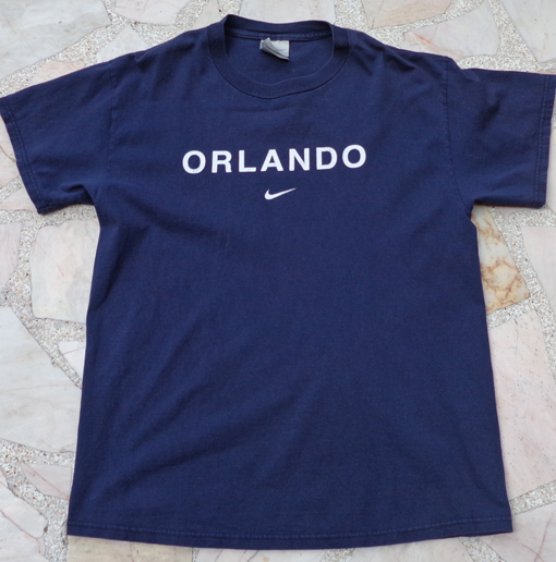 เสื้อยืด NIKE ของแท้ เบอร์ M ตัวนี้ made in Mexico