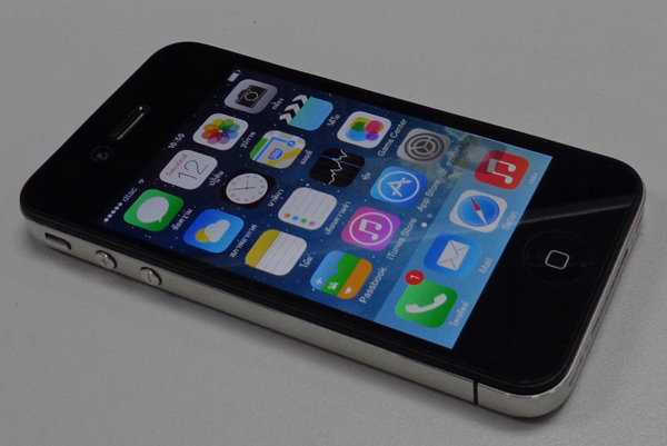 iPhone 4 16GB Black ศูนย์ไทย โมเดล TH เครื่องสวยเทพมากครับ