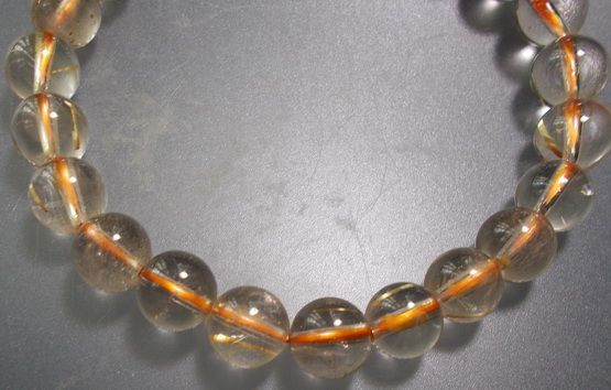 กำไล แก้วไหมทอง ขนาดเม็ด 8 ม.ม.