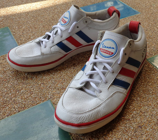 รองเท้า Vespa มอเตอร์ไซค์แบรนด์ดัง สุดเท่ห์ ของแท้ ผลิตโดย Adidas