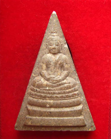 พระพุทธนวมมหาราชายุจฉับปริวัตนมงคล เนื้อผง ปี 2542 พิธีใหญ่ มวลสารเยี่ยม