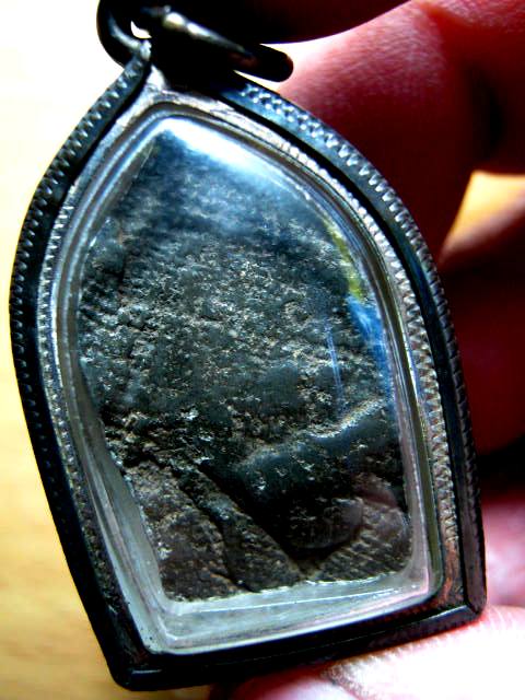 ไม่ต้องวัดใจ เคาะเดียวจัดไป พระยอดขุนพลตัดแผง เนื้อตะกั่ว จับขอบเงินกันน้ำพร้อมใช้