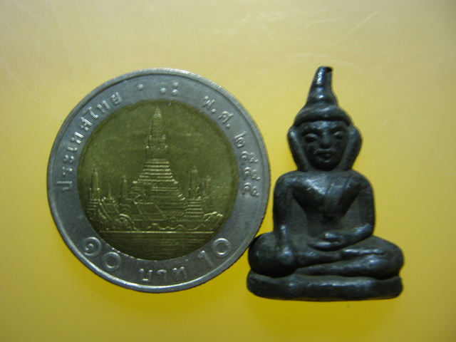 พระท่ากระดาน หลังยันต์ หลวงพ่อลำใย วัดทุ่งลาดหญ้า จ.กาญจนบุรี