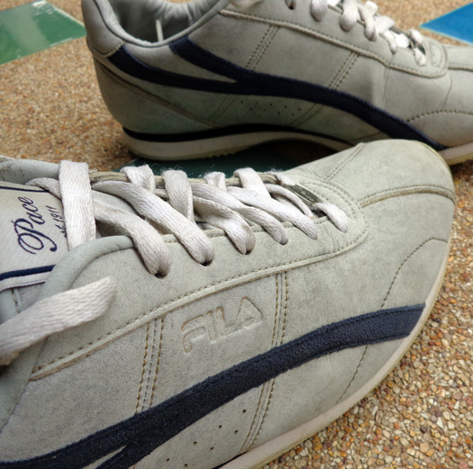 รองเท้า FILA ของแท้ครับ แบรนด์ดัง ITALY ,สวยมากๆ ดีไซน์อิตาลี สวย ดูดี มีระดับ ผสานกับวัสดุชั้นดี