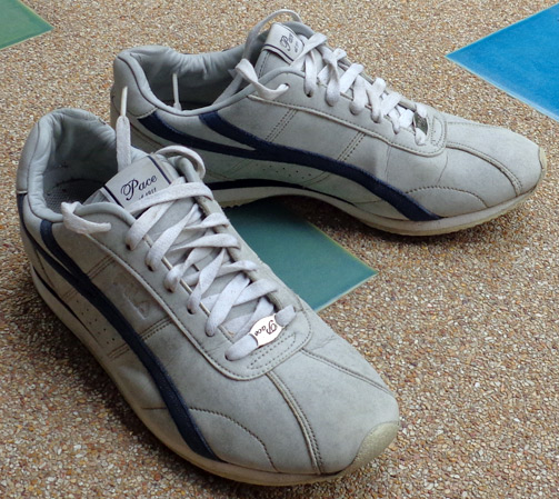 รองเท้า FILA ของแท้ครับ แบรนด์ดัง ITALY ,สวยมากๆ ดีไซน์อิตาลี สวย ดูดี มีระดับ ผสานกับวัสดุชั้นดี