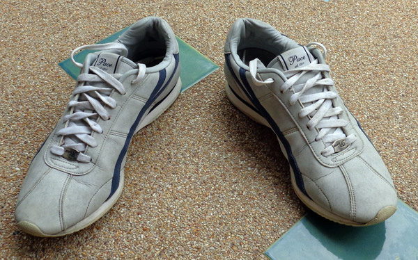 รองเท้า FILA ของแท้ครับ แบรนด์ดัง ITALY ,สวยมากๆ ดีไซน์อิตาลี สวย ดูดี มีระดับ ผสานกับวัสดุชั้นดี