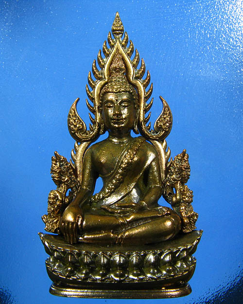 พุทธชินราช จอมราชันย์ ฉลุลอยองค์ นวโลหะ หมายเลข 2622