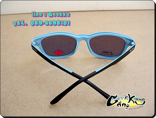 กรอบแว่นตา Cooper **ของแท้ ** กรอบและคลิปทำจาก Ultem ทรงกรอบเต็มสีดำ (ด้านในสีฟ้า) มีคลิปกันแดด 