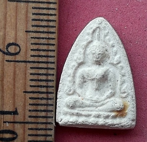 เคาะเดียวแดง เริ่ม 10 บาท กับ พระเนื้อผง ..AW749