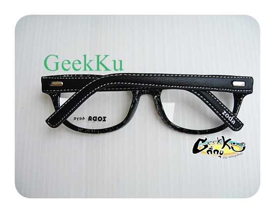  กรอบแว่น SODA ทรงกรอบเต็มสีดำ กรอบพลาสติก