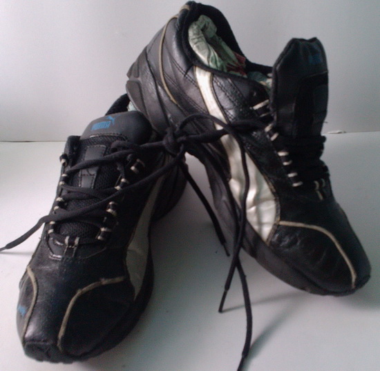 รองเท้า PUMA เบอร์ 43