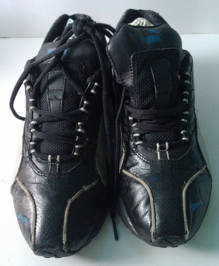 รองเท้า PUMA เบอร์ 43