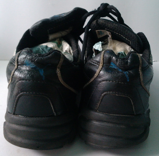 รองเท้า PUMA เบอร์ 43