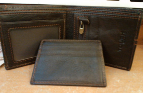 กระเป๋าสตางค์หนัง TOUGH