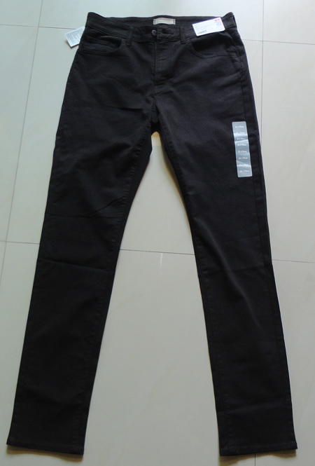 กางเกงยีนส์ UNIQLO ผู้ชาย ของแท้ ของใหม่ครับ เอว 31