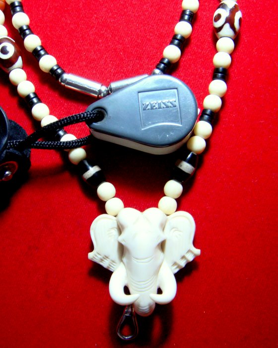 สร้อยงา+กะลาตาเดียว+หินลูกปัดเส้นยาวๆ