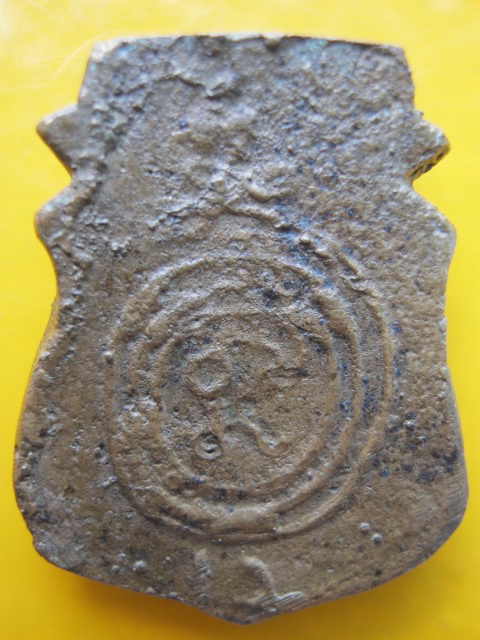 พระหล่อ หน้าเสือ ล.พ น้อย ปี 12 (พระล้างผิว)