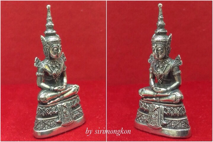 พระแก้วมรกต ครบรอบ 64ปี กรมสรรพสามิตร เนื้อเงิน ปี39 มีโค๊ด No.64206 กล่องเดิม
