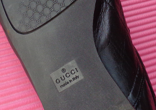 รองเท้ากุชชี่ GUCCI ของแท้ สวยๆครับ แบรนด์ระดับหรู Made in Italy แท้ๆ