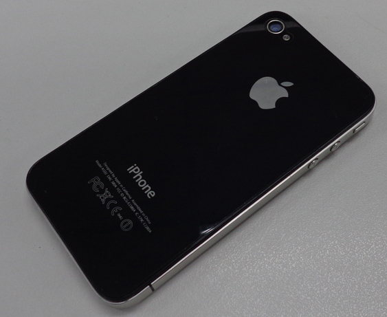 iPhone 4 ของแท้ 16GB Black ศูนย์ไทย โมเดล TH สวยเทพ พร้อมกล่องและคู่มือ