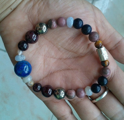 กำไลหินแห่งโชคลาภ หลวงปู่มหาสมบัติ มีทั้งหินพิราทิส แบบรวยทา งลัด + ทั้งหินยูราไคต์ แบบเร่งโชคลาภ ถู