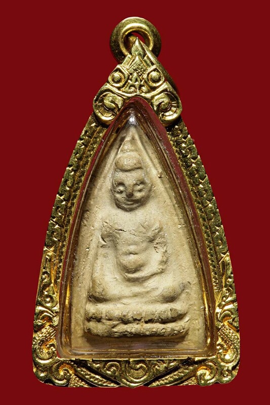 พระพุทโธน้อย เนื้อดิน พิมพ์เล็ก หน้าตุ๊กตา พร้อมกรอบทองคำแท้ๆ