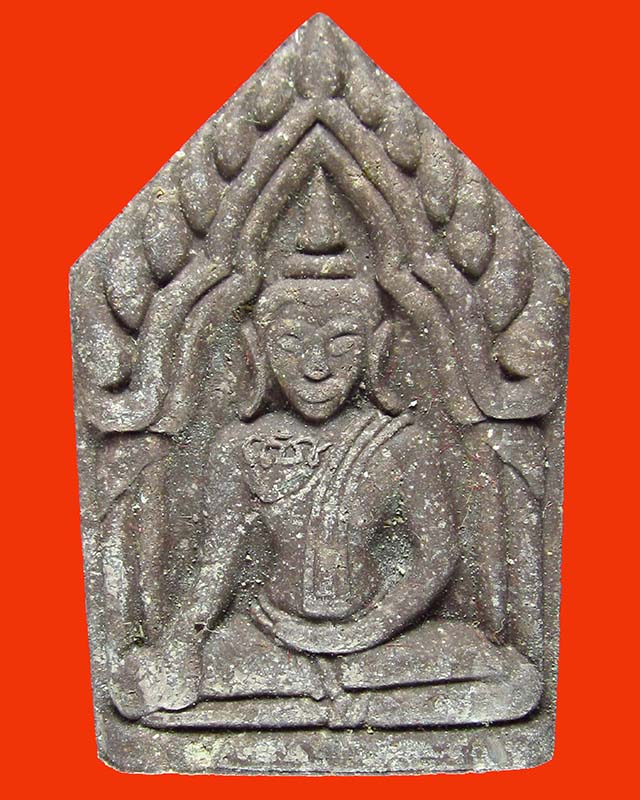 พระขุนแผนรุ่นแรก หลวงพ่อไสว วัดปรีดาราม หลังยันต์หน้าพระ