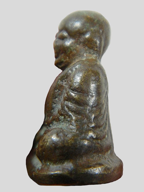 รูปหล่อหลวงพ่อเงิน  พิมพ์นิยม ฐานเตี้ย หน้าแป๊ะยิ้ม วัดท้ายน้ำ ค่ะ