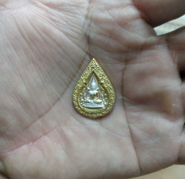 วัดใจ เคาะเดียว พระพุทธชินราช สามกษัตริย์ รุ่นปิดทอง พิธีใหญ่แห่งยุค นิยมสุดครับ