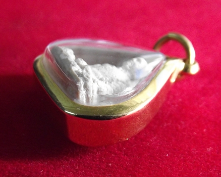 พระผงเจ้าคุณนรฯ เลี่ยมทองพร้อมใช้