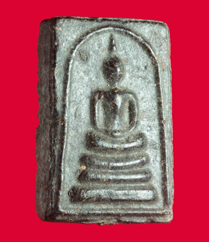 พระสมเด็จเนื้อครั่ง หลังรูปเหมือน หลวงพ่อยิด วัดหนองจอก ประจวบคีรีขันธ์ ปี ๒๕๓๕