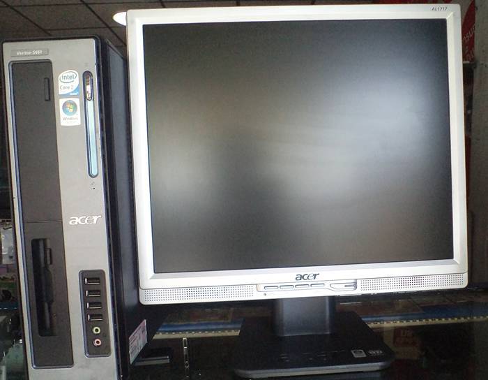 ขายคอมพิวเตอร์ acer+จอ 1ชุด**สเปคแรงแรง