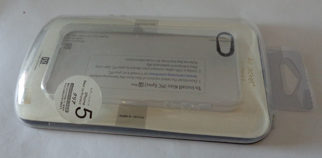 เคส iphone5 แบบใส สวยๆเลยครับ มีทั้งเคสทั้งกล่อง ได้มาไงก็ให้ไปหมดเลย