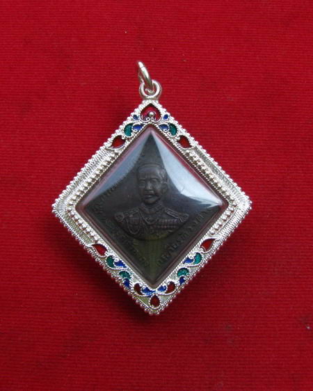 กรอบเงิน ลงยาสุโขทัย  ใส่ เหรียญกรมหลวงชุมพร หลวงปู่ทิมปลุกเสก   # 12