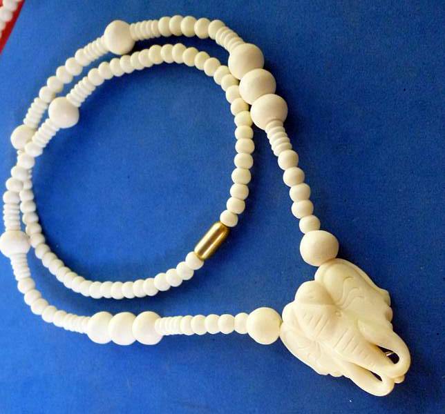 สร้อยคอสำหรับคล้องพระ กระดูกล้วน งานแฮนด์เมด ยาว 22 นิ้ว 