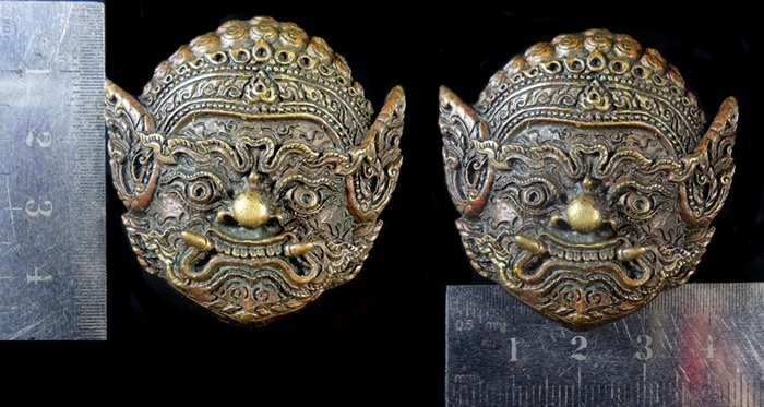 หน้ากากยักษ์ครับ