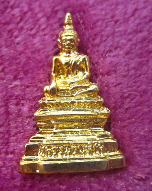 หลวงพ่อพระใส วัดโพธิ์ชัย จ หนองคาย รุ่นสร้างศาลา ๓๗