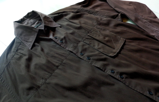 เสื้อเชิ๊ต CHAPS ของแท้ กระเป๋าหน้าแบบถุง(ใส่ของได้มากขึ้น) พร้อมดีไซน์กระดุมคู่ เท่ห์ไม่เหมือนใคร