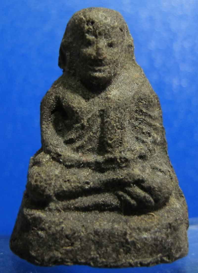 รูปหล่อหลวงพ่อเงิน วัดบางคลาน  ออกที่วัดท้ายน้ำ จ .พิจิตร เนื้อว่าน มีโค็ตใต้ฐาน