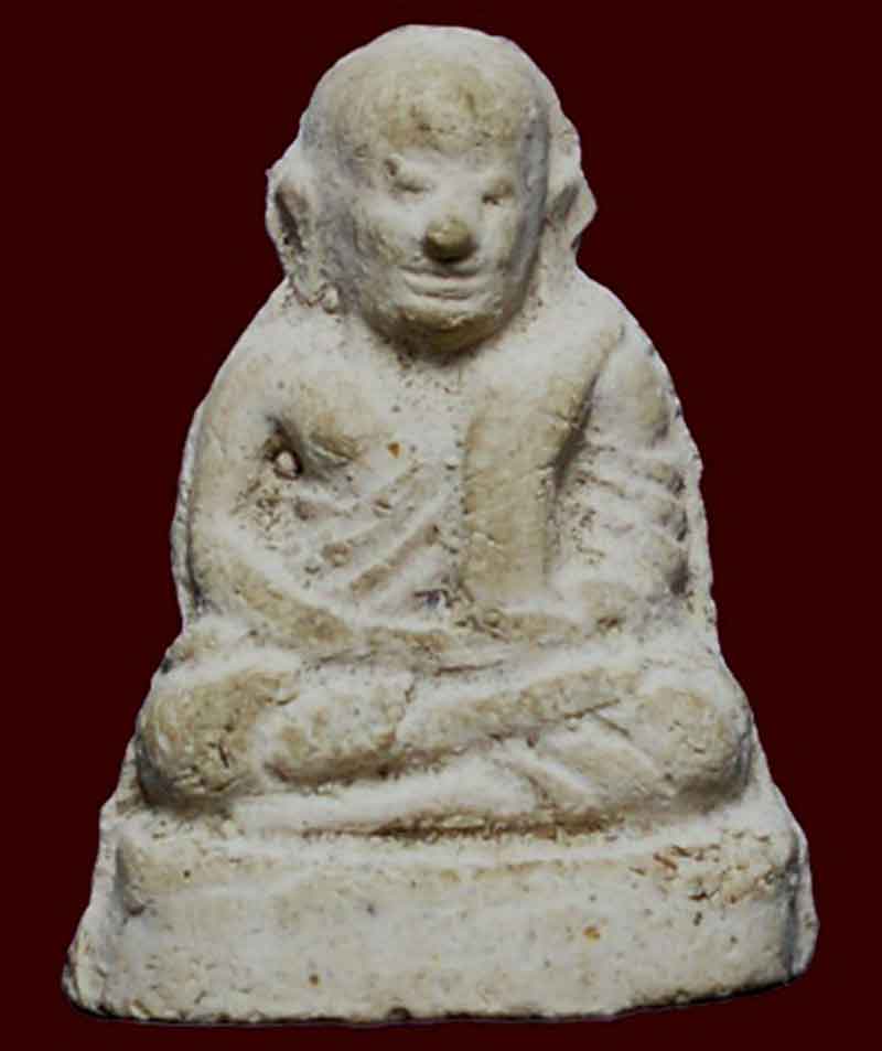 รูปหล่อหลวงพ่อเงิน เนื้อดินลองพิมพ์  รุ่นช้างคู่ วัดท้ายน้ำ จ.พิจิตร ปี 2526