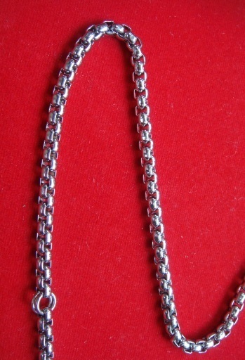 +++สร้อยสแตนเลส ลาย ผ่าหวายกลม 7 ห่วง ยาว 28 นิ้ว+++