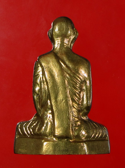 รูปเหมือนปั๊ม หลวงพ่อเดิม วัดหนองโพ "" ออกวัดหนองบัว รุ่นเสาร์๕ พ.ศ.2536 "" กล่องเดิม (2)