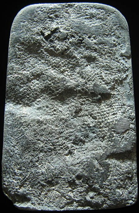 พระซุ้มหน้าบรรณปรกโพธิ์ กรุวัดส่องคบ ชัยนาท เนื้อชินเงิน