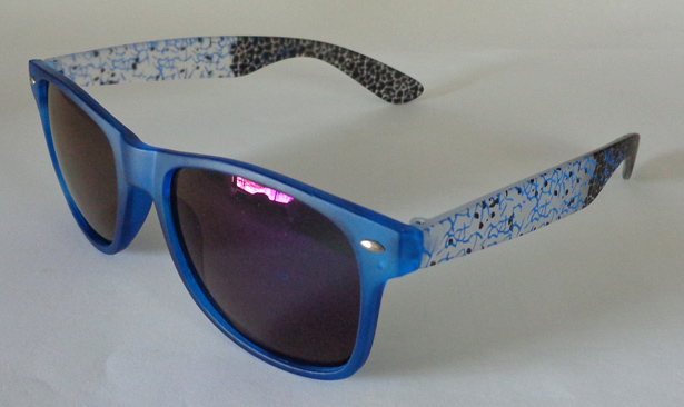 แว่นตากันแดดแฟชั่น ทรงRAY BAN สีสวยครับ