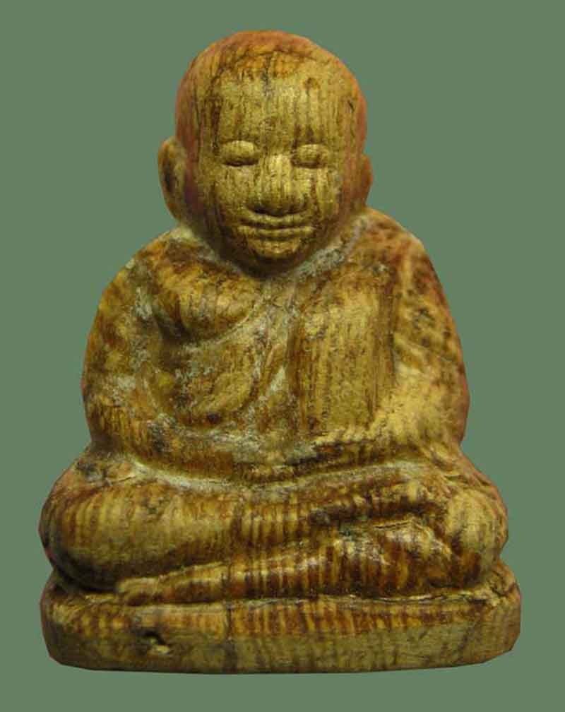 รูปหล่อหลวงพ่อเงิน  พิมพ์นิยม  เนื้อไม้โพธิ์แกะ อุดด้วยเทียนชัย 