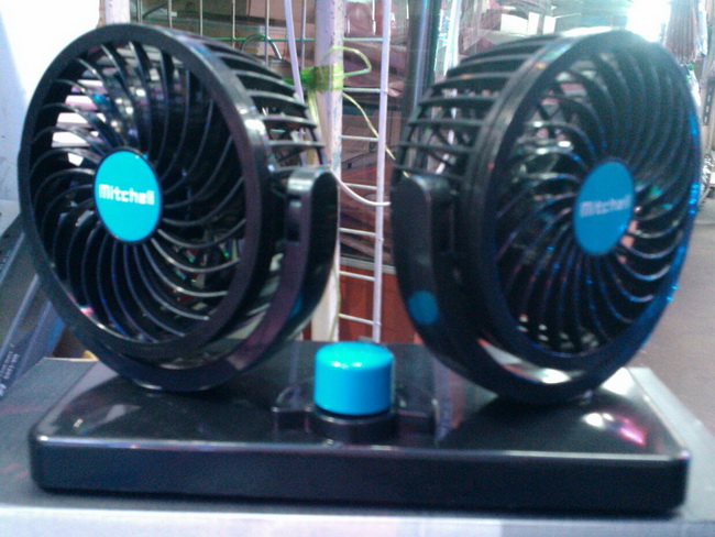 พัดลมในรถยนต์ ใบพัดคู่ ของใหม่