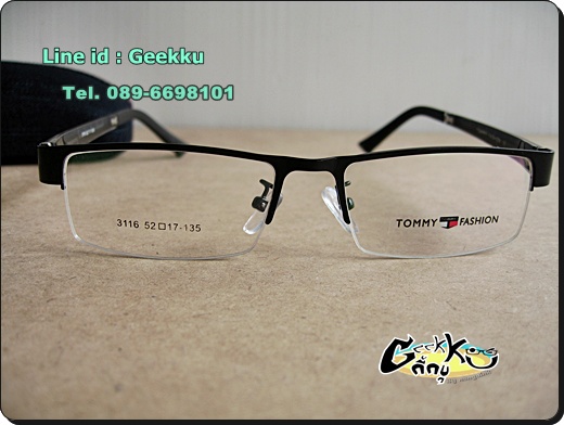 กรอบแว่นตา Tommy ทรงครึ่งกรอบสีดำ ตัวกรอบเป็นโลหะ 