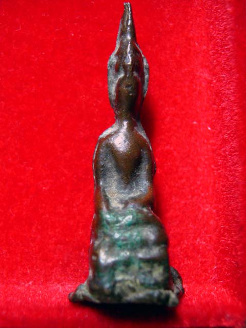 พระเชียงรุ้ง