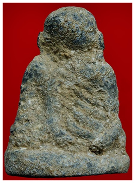 หลวงพ่อเงิน พิมพ์นิยม เนื้อเงินยวง วัดเขาพระใต้ จ.พิจิตร เริ่มหายากแล้วครับ